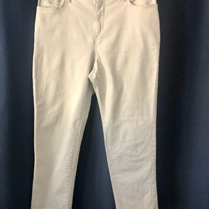 Gloria Vanderbilt Ladies Woman Amanda Stretch Denim Jean Sz 12